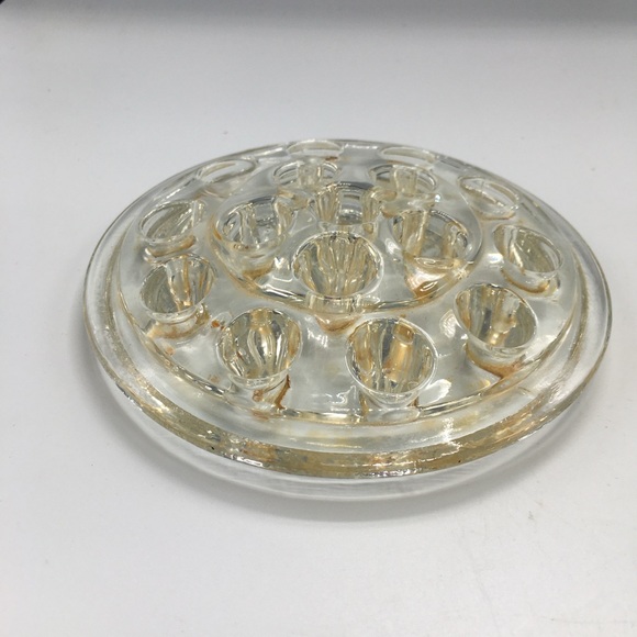 Vintage 16 Hole Shabby MCM Clear Glass Flower Frog, 5” Diameter Good Condition - Picture 5 of 5